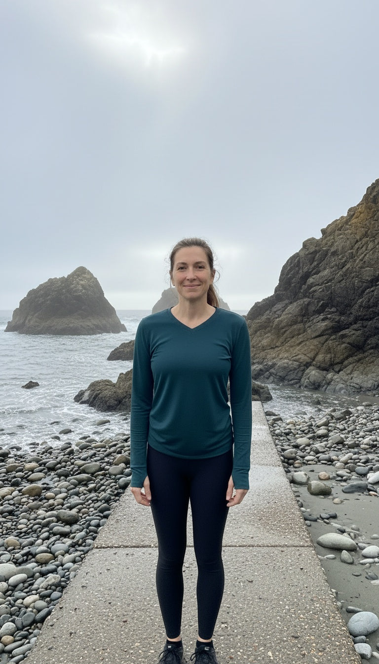 Bamboo Performance Long Sleeve w Thumbholes- Women&