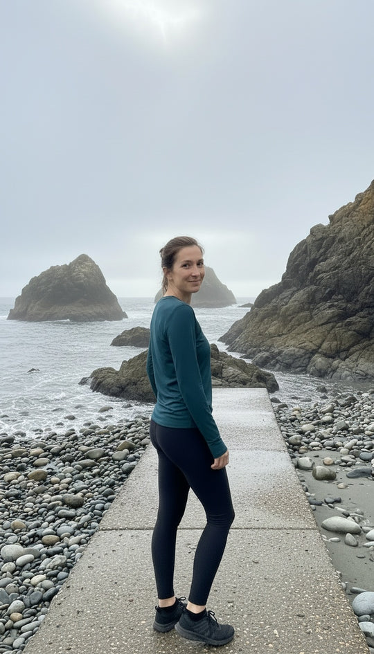 Bamboo Performance Long Sleeve w Thumbholes- Women&